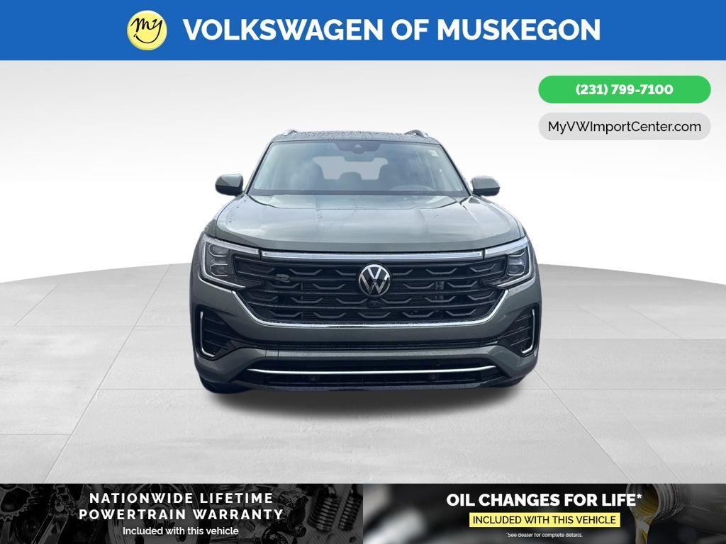 new 2026 Volkswagen Atlas car, priced at $53,748