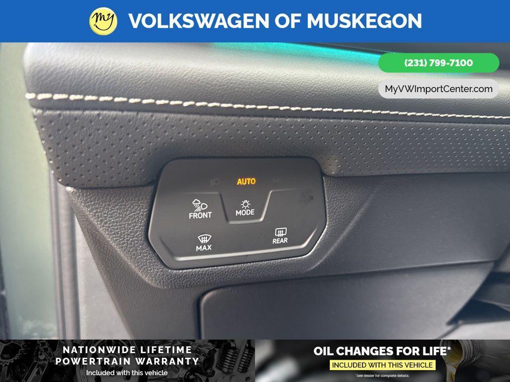 new 2026 Volkswagen Atlas car, priced at $53,748