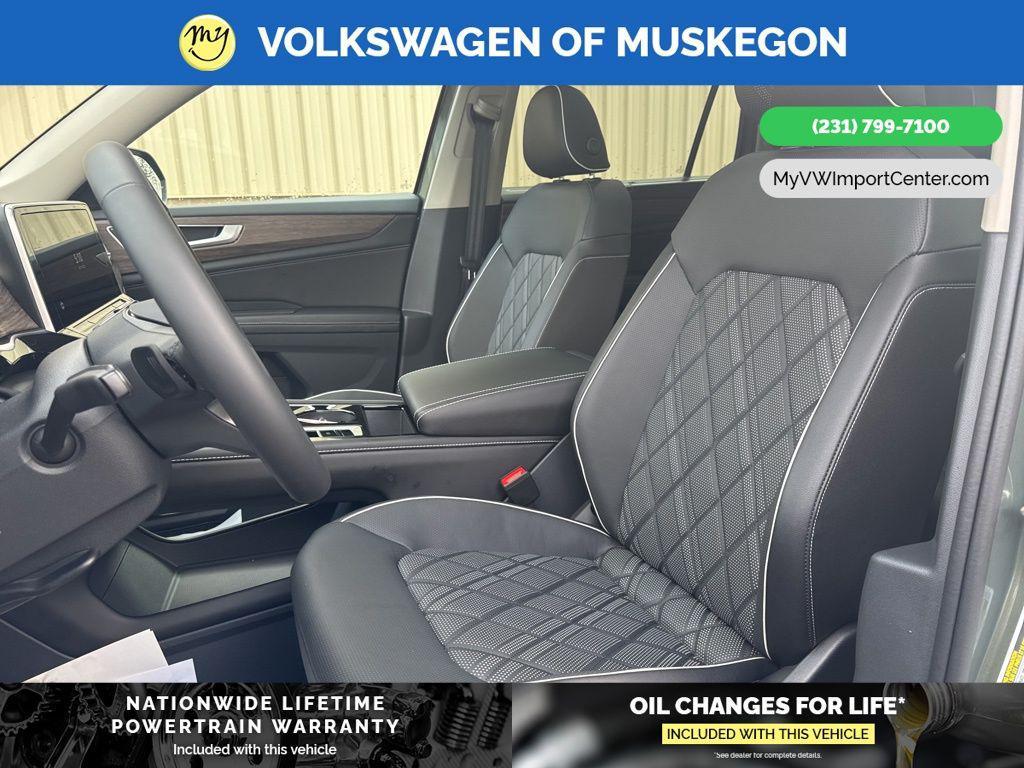 new 2026 Volkswagen Atlas car, priced at $53,748