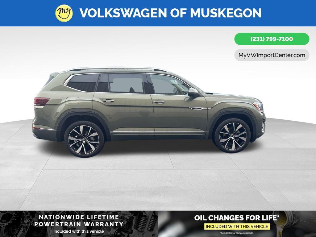 new 2026 Volkswagen Atlas car, priced at $53,748