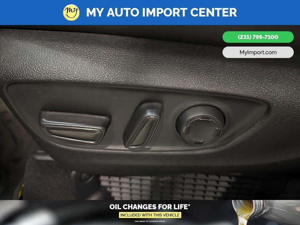 used 2025 Toyota Sienna car, priced at $49,584