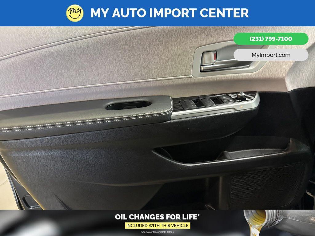 used 2025 Toyota Sienna car, priced at $49,584