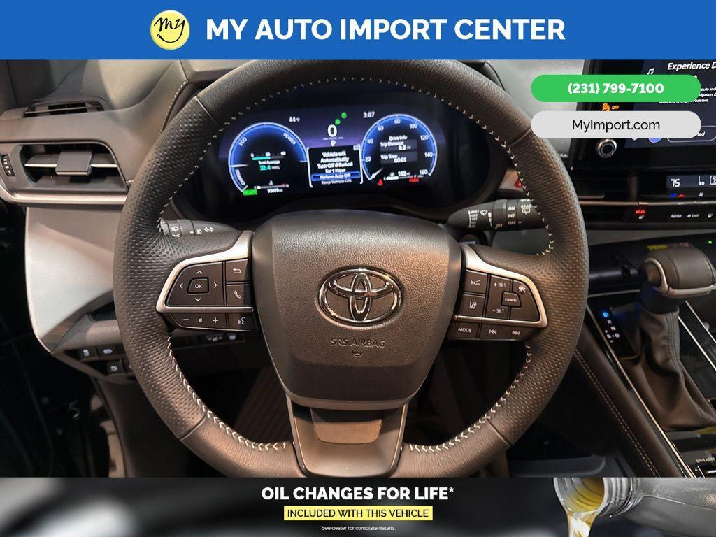 used 2025 Toyota Sienna car, priced at $49,584