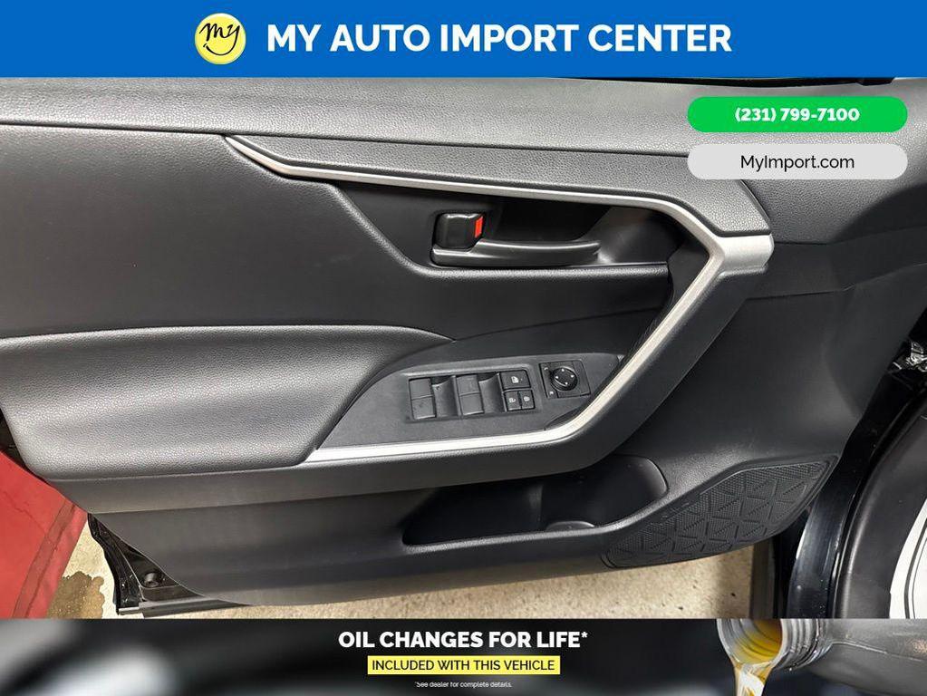 used 2025 Toyota RAV4 Hybrid car, priced at $35,980