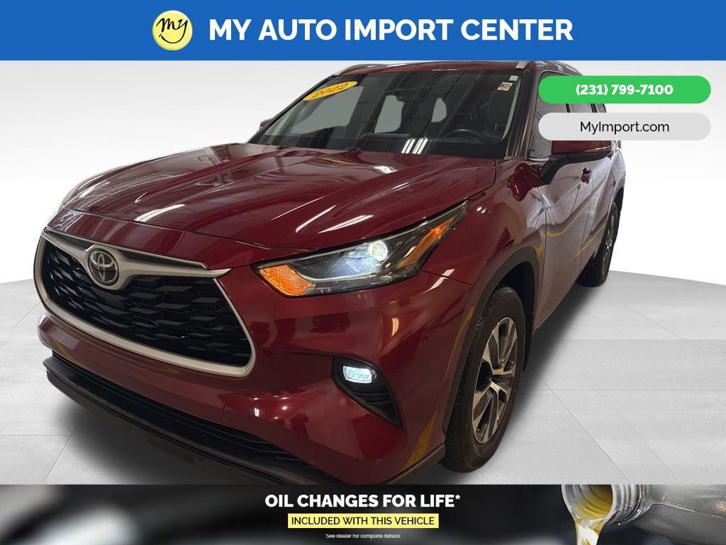used 2022 Toyota Highlander car, priced at $36,581