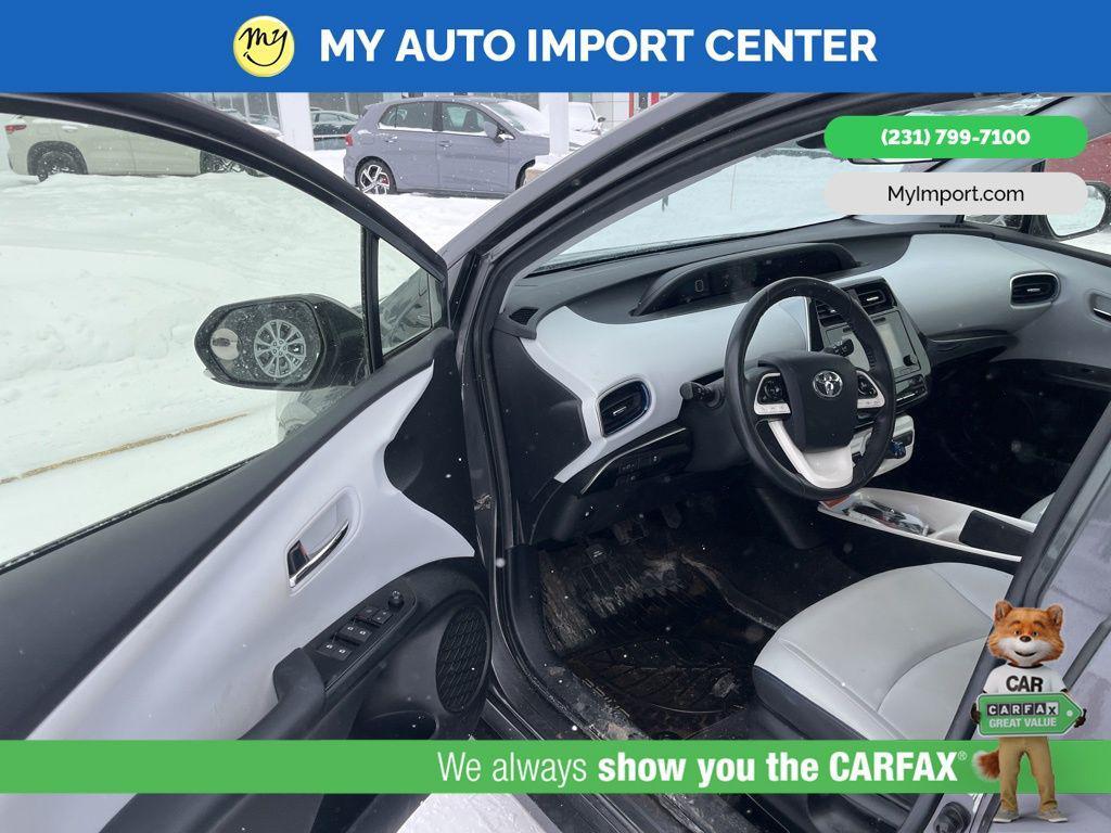 used 2016 Toyota Prius car, priced at $13,980