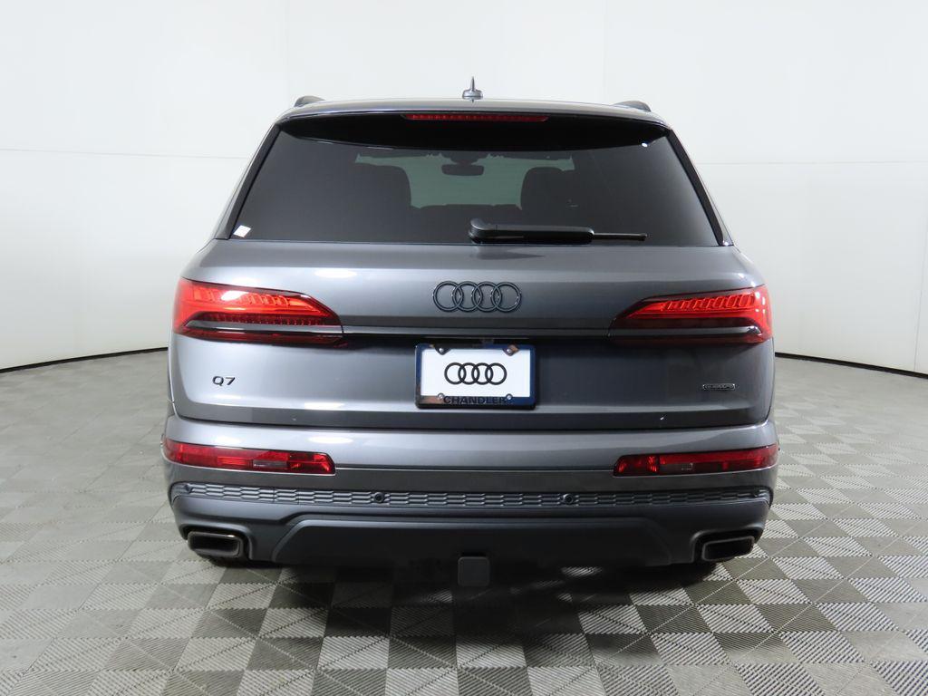 used 2025 Audi Q7 car, priced at $77,070