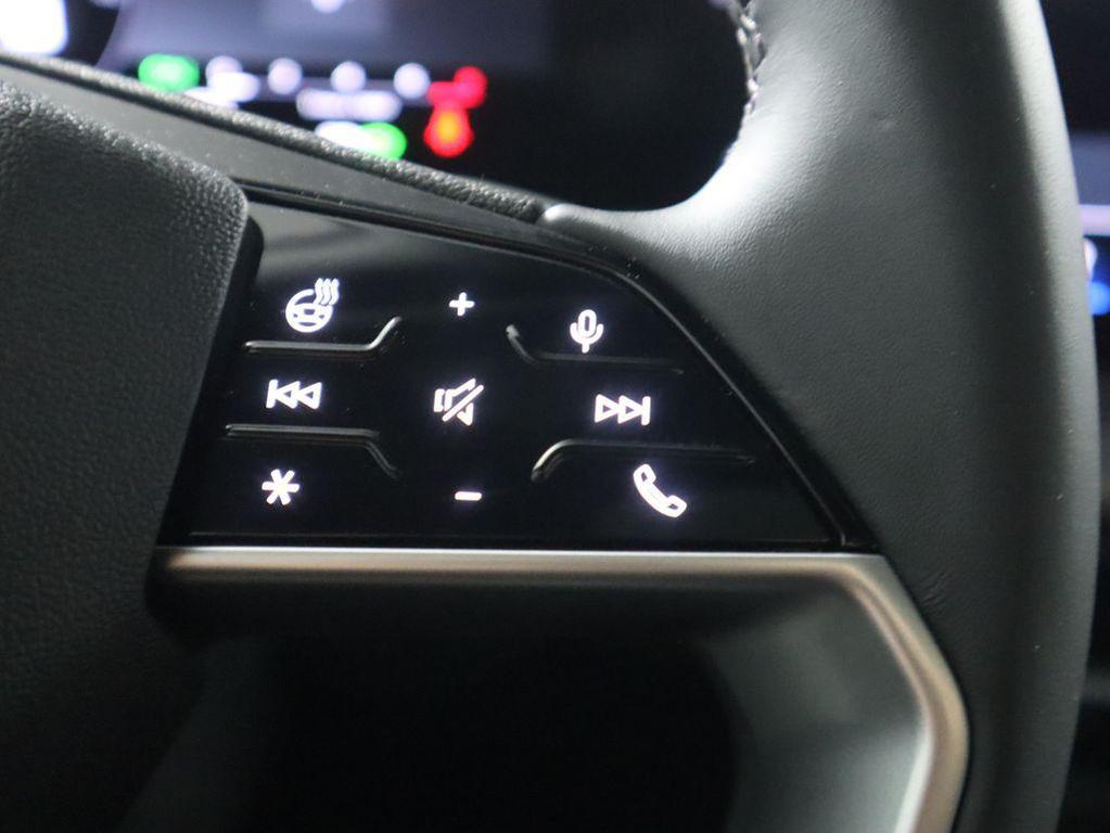 new 2025 Audi Q5 car, priced at $60,440