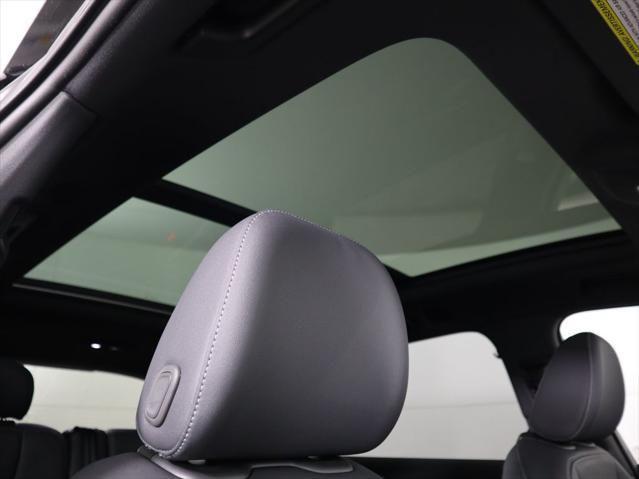 new 2026 Audi Q7 car, priced at $70,070