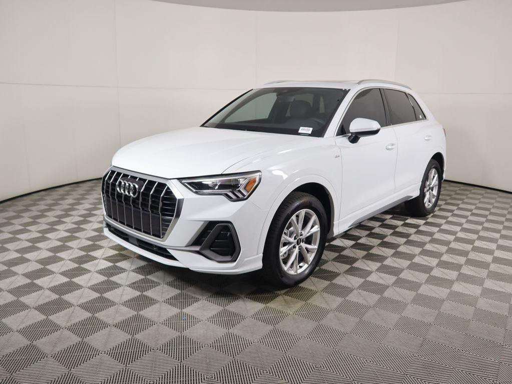 new 2025 Audi Q3 car, priced at $43,925