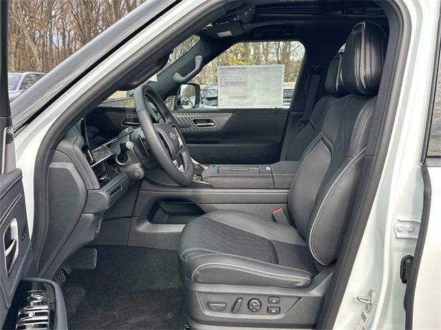 new 2026 INFINITI QX80 car