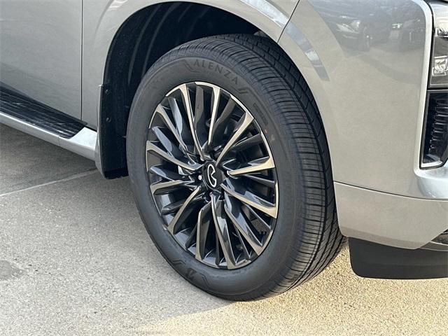 new 2026 INFINITI QX80 car