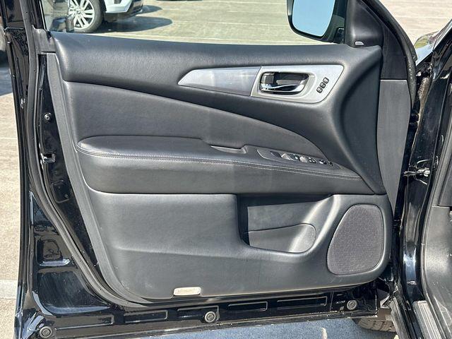 used 2020 Nissan Pathfinder car, priced at $17,921