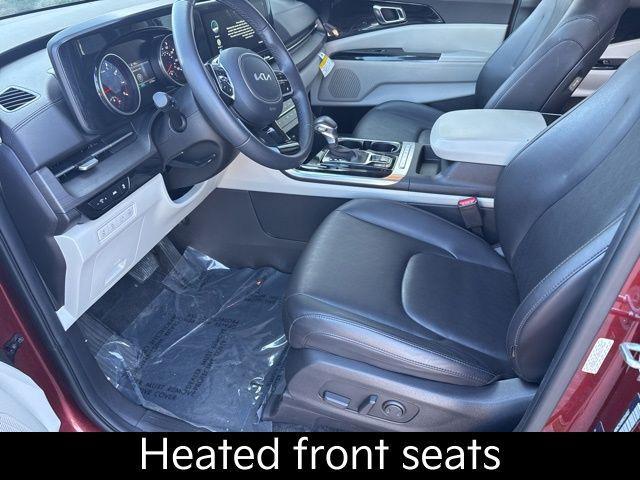 used 2024 Kia Carnival car, priced at $32,453