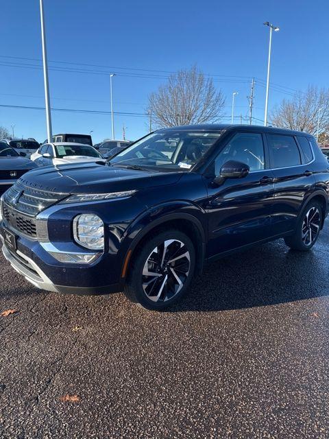 used 2024 Mitsubishi Outlander car, priced at $22,872