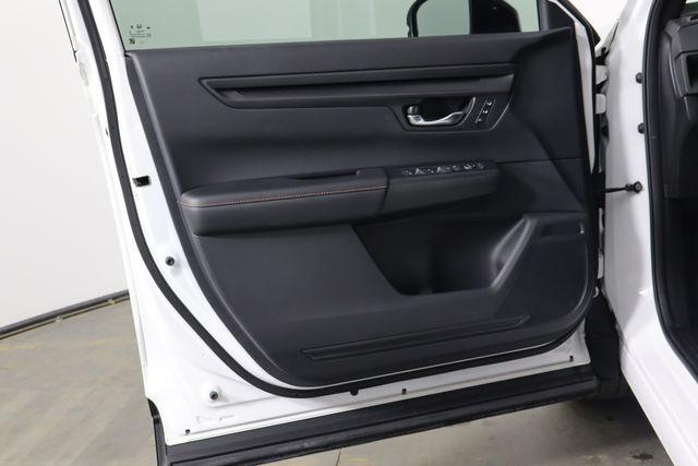 used 2025 Honda CR-V Hybrid car, priced at $34,319