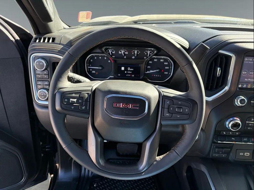 used 2022 GMC Sierra 1500 car, priced at $41,400
