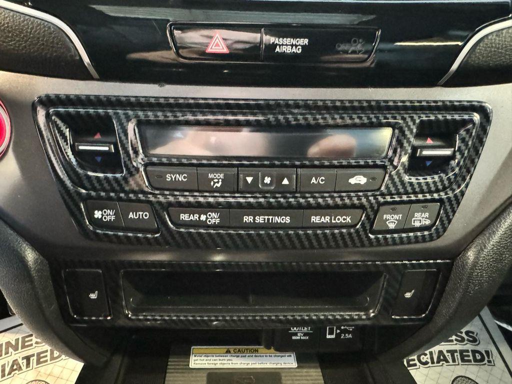 used 2022 Honda Pilot car, priced at $24,998