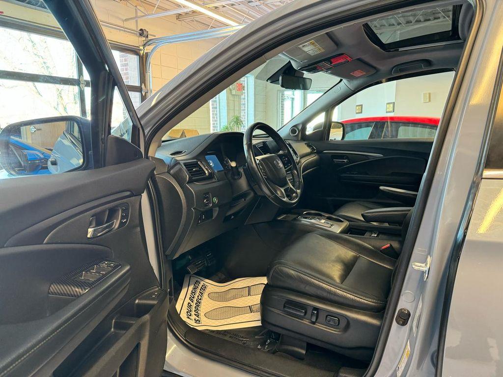 used 2022 Honda Pilot car, priced at $24,998