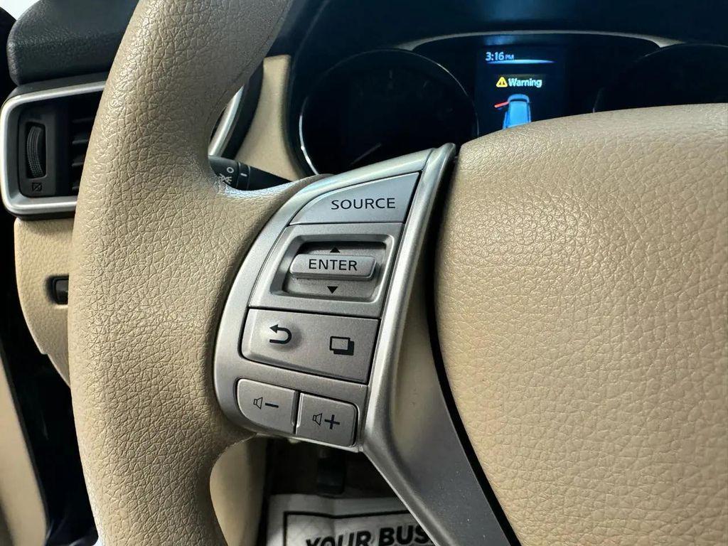 used 2014 Nissan Rogue car, priced at $9,998