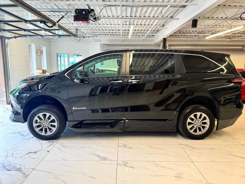 used 2022 Toyota Sienna car, priced at $42,980