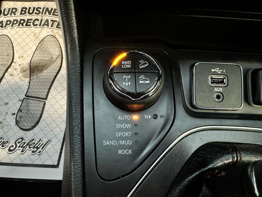 used 2020 Jeep Cherokee car, priced at $17,498