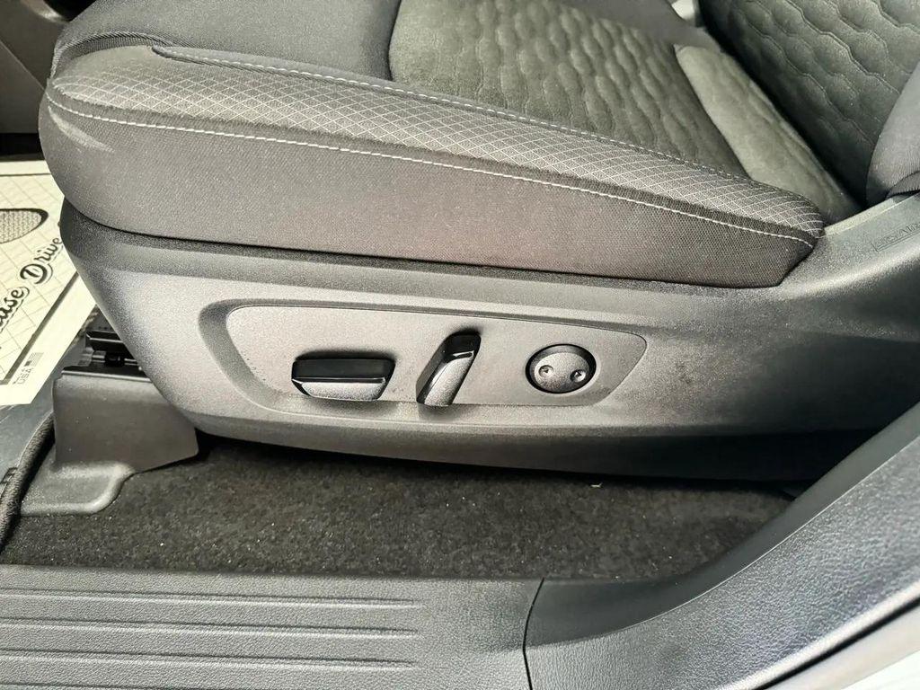 used 2025 Nissan Pathfinder car, priced at $27,998