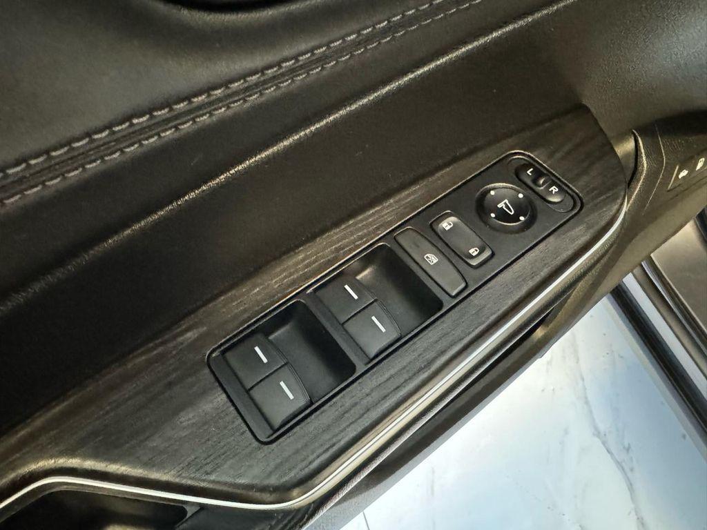 used 2018 Honda Clarity Plug-In Hybrid car, priced at $11,998