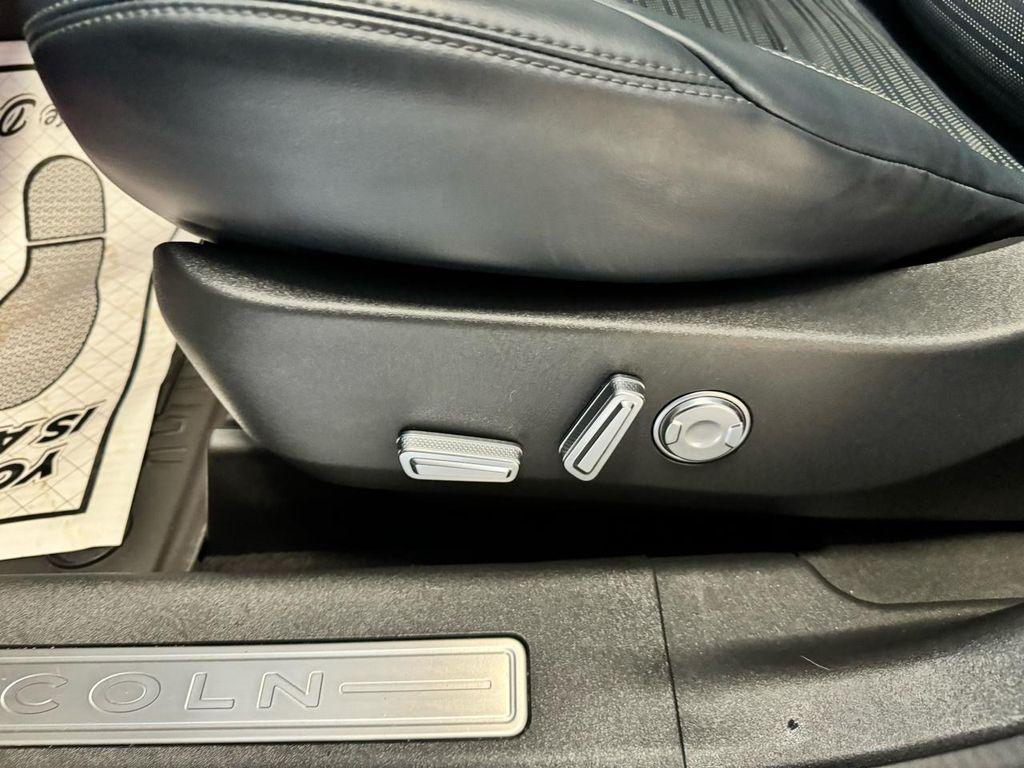 used 2024 Lincoln Nautilus car, priced at $40,998