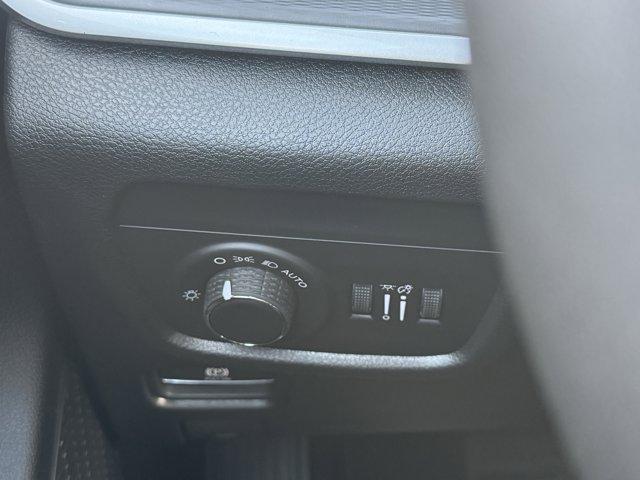 new 2025 Jeep Grand Cherokee L car, priced at $51,370