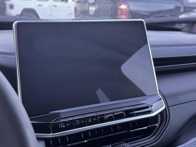 new 2026 Jeep Compass car, priced at $41,610