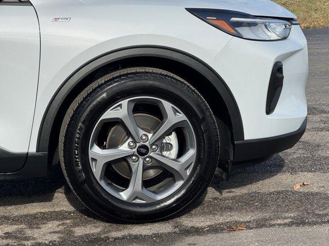 used 2025 Ford Escape car, priced at $25,806