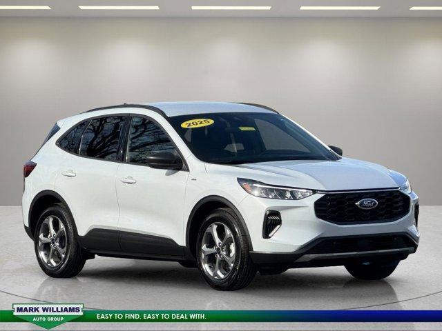 used 2025 Ford Escape car, priced at $25,806