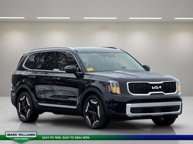 used 2024 Kia Telluride car, priced at $35,418