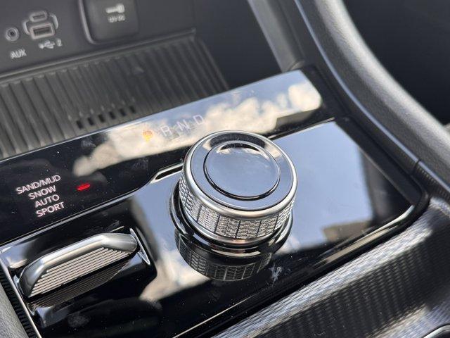 new 2026 Jeep Grand Cherokee car, priced at $55,725