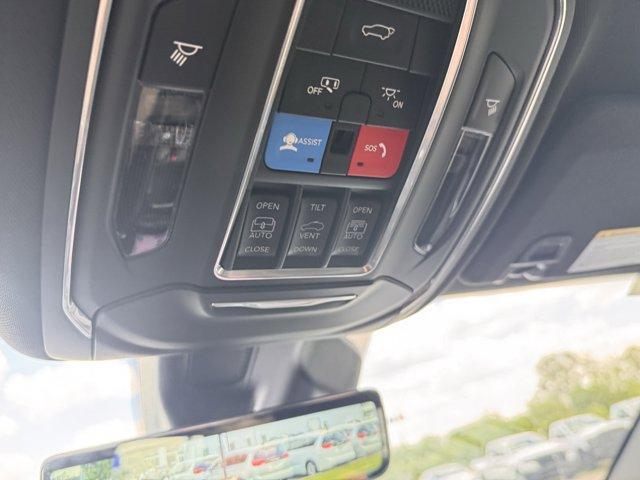 new 2026 Jeep Grand Cherokee car, priced at $55,725