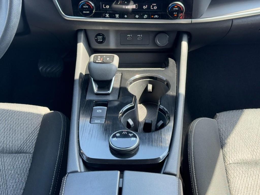 used 2024 Nissan Rogue car, priced at $18,424