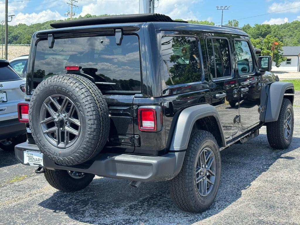 new 2026 Jeep Wrangler car, priced at $39,716