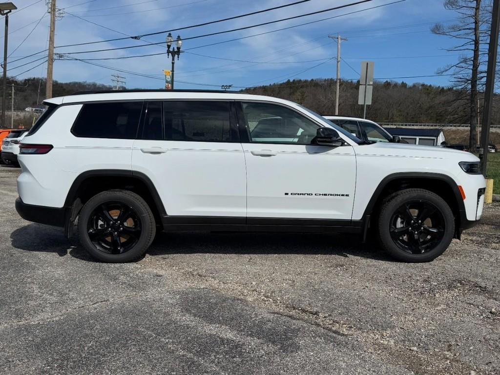 new 2026 Jeep Grand Cherokee L car, priced at $44,649