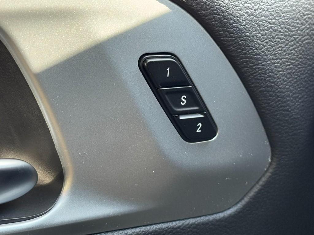 new 2026 Chrysler Pacifica car, priced at $43,428