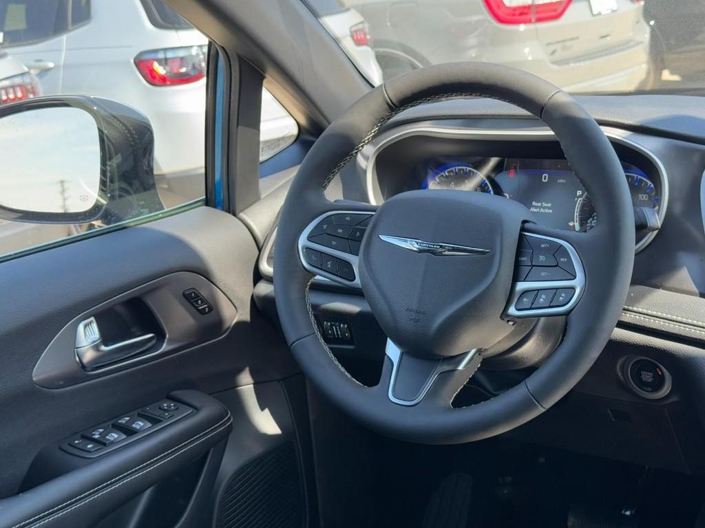 new 2026 Chrysler Pacifica car, priced at $39,633