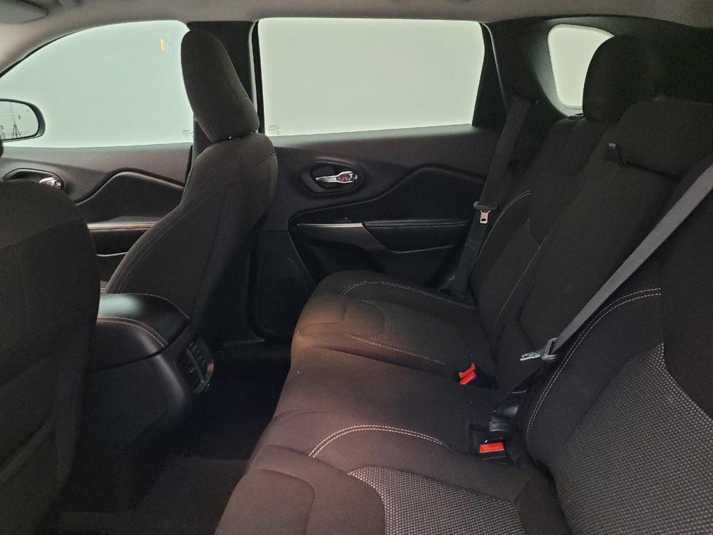 used 2021 Jeep Cherokee car, priced at $17,895