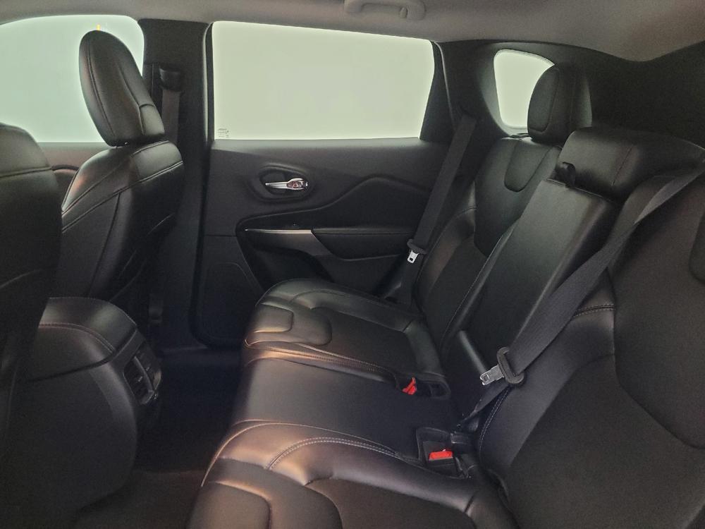 used 2020 Jeep Cherokee car, priced at $17,295