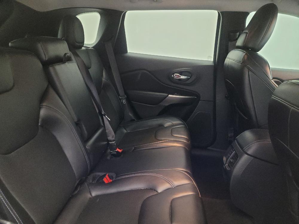 used 2020 Jeep Cherokee car, priced at $17,295