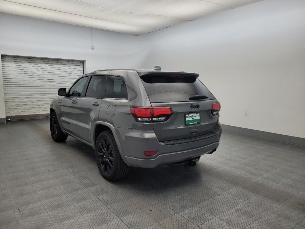 used 2020 Jeep Grand Cherokee car, priced at $20,795