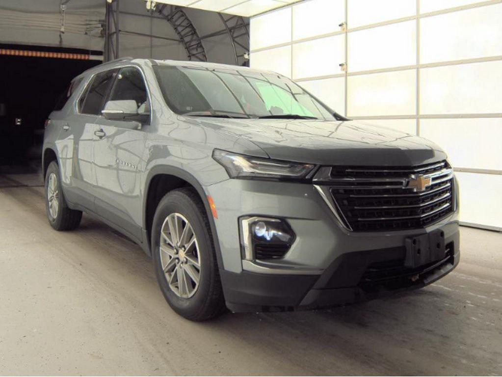used 2023 Chevrolet Traverse car, priced at $27,990