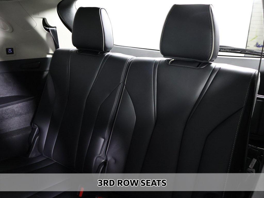 used 2024 Acura MDX car, priced at $40,430