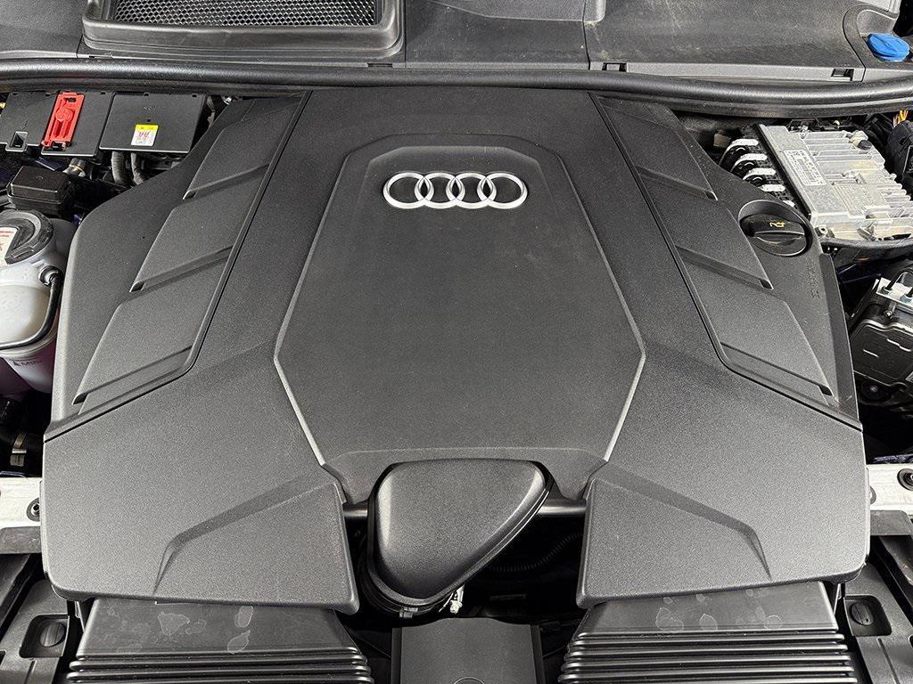 used 2022 Audi Q7 car, priced at $31,399