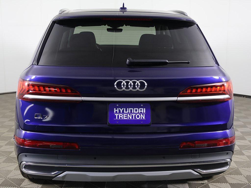 used 2022 Audi Q7 car, priced at $31,399