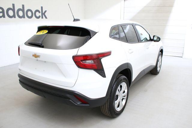 used 2024 Chevrolet Trax car, priced at $19,599